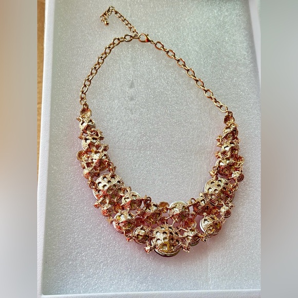 Jones of New York Red Glass Collar Necklace and Earrings NWT - Picture 5 of 8